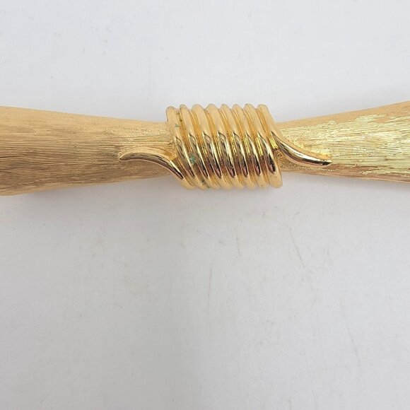 Monet Signed Brooch Vintage‎ Matte Gold Tone Bar Pin - Picture 2 of 4